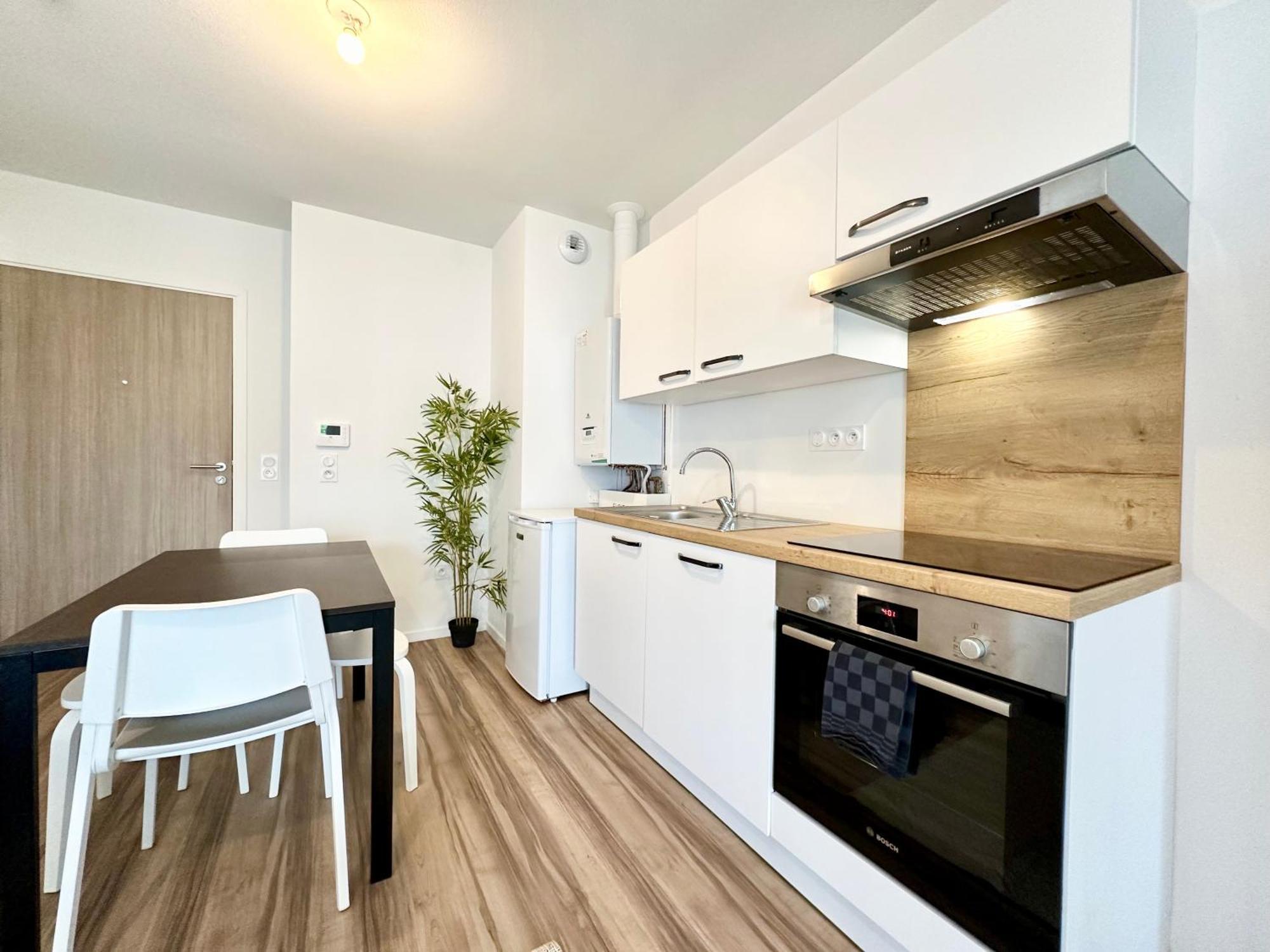L'Emeraude - Proche Hopital - Parking - Clim - Fibre - Terrasse 蒙德马桑 外观 照片